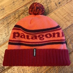 Patagonia Soft Knit 🧶 Powder Town Pom Beanie